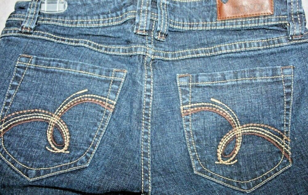 Bongo Flirty Bootcut Jeans Juniors 9 Blue Med Wash Low Rise Stretch 30x30